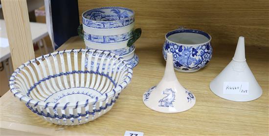 A quantity of 18th century and 19th century Wedgwood and pearlware blue and white ceramics tallest 13cm